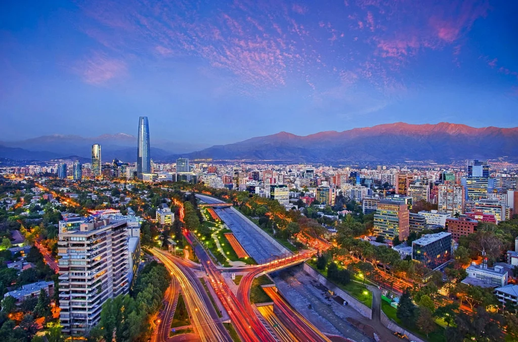 santiago de city night view